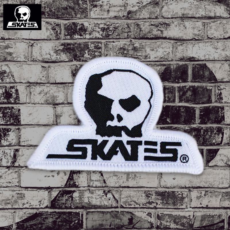 【即購入可】Skull Skates /  Logo Wolven Diecutワッペン S